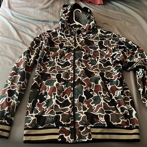 Saga Ski/Snowboard Jacket Size L